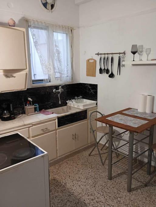 Appartement Marina Zea Pireus Exteriör bild
